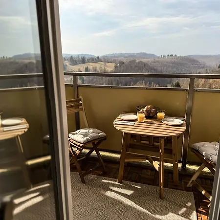 Wolfswarte, Panorama, Sauna, Schwimmbad Apartment *