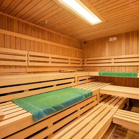 Wolfswarte, Panorama, Sauna, Schwimmbad Apartament *