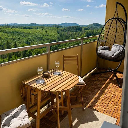Wolfswarte, Panorama, Sauna, Schwimmbad *